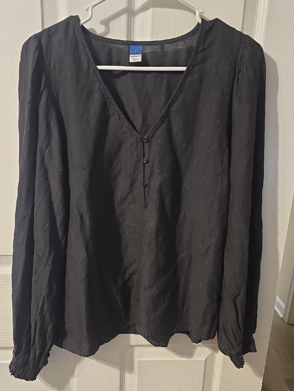 Old Navy Black Long-Sleeve V-Neck Peasant Top